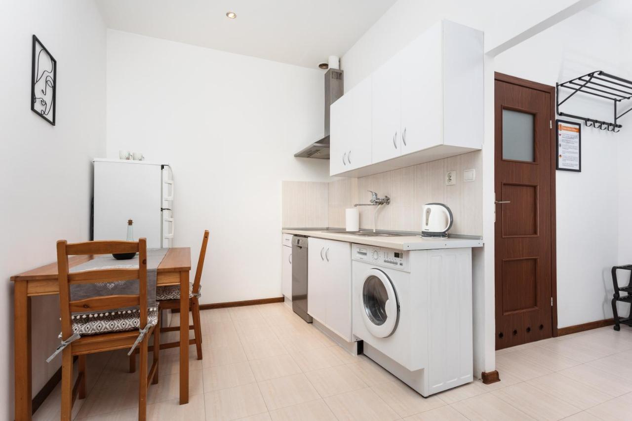 City Of The Kings-Camomile Apartment คราคูฟ ภายนอก รูปภาพ