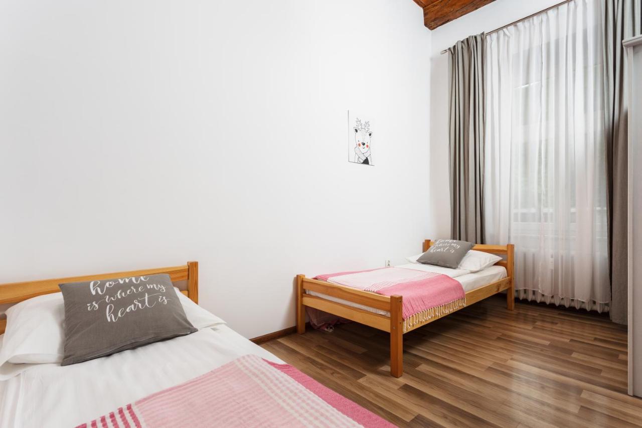 City Of The Kings-Camomile Apartment คราคูฟ ภายนอก รูปภาพ